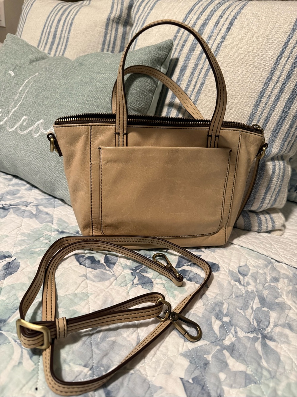 HOBO Leather Satchel/Crossbody with Removable & Adjustable Strap - Picture 6 of 7